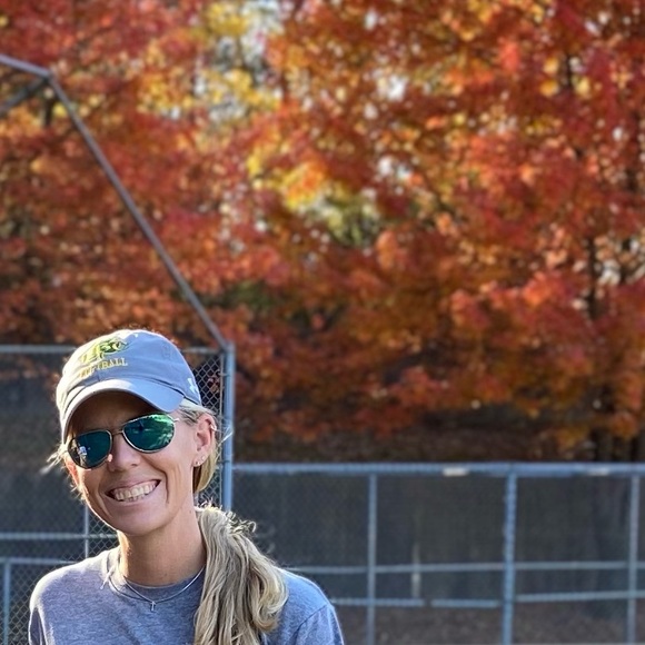 Meet your Posher, Posh - Picture 1 of 1